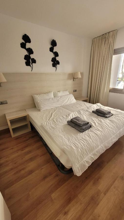 Platan Apartment Salou Bagian luar foto